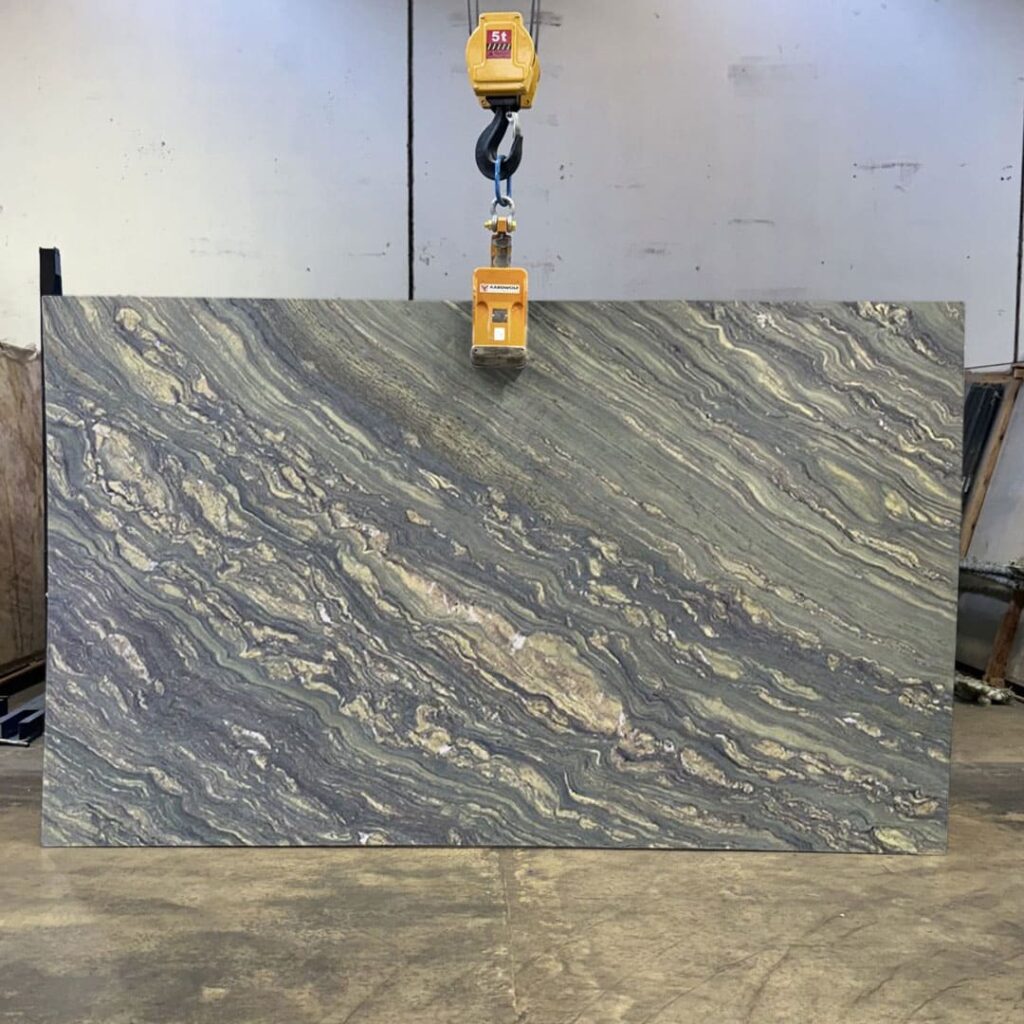 Verde-Dorato-Granite-Slab